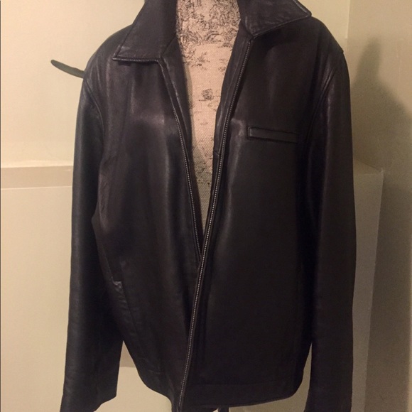 🔴⚫️SOLD 🔴⚫️Men's Guess Leather Jacket - Picture 2 of 8
